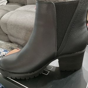 Mia boots